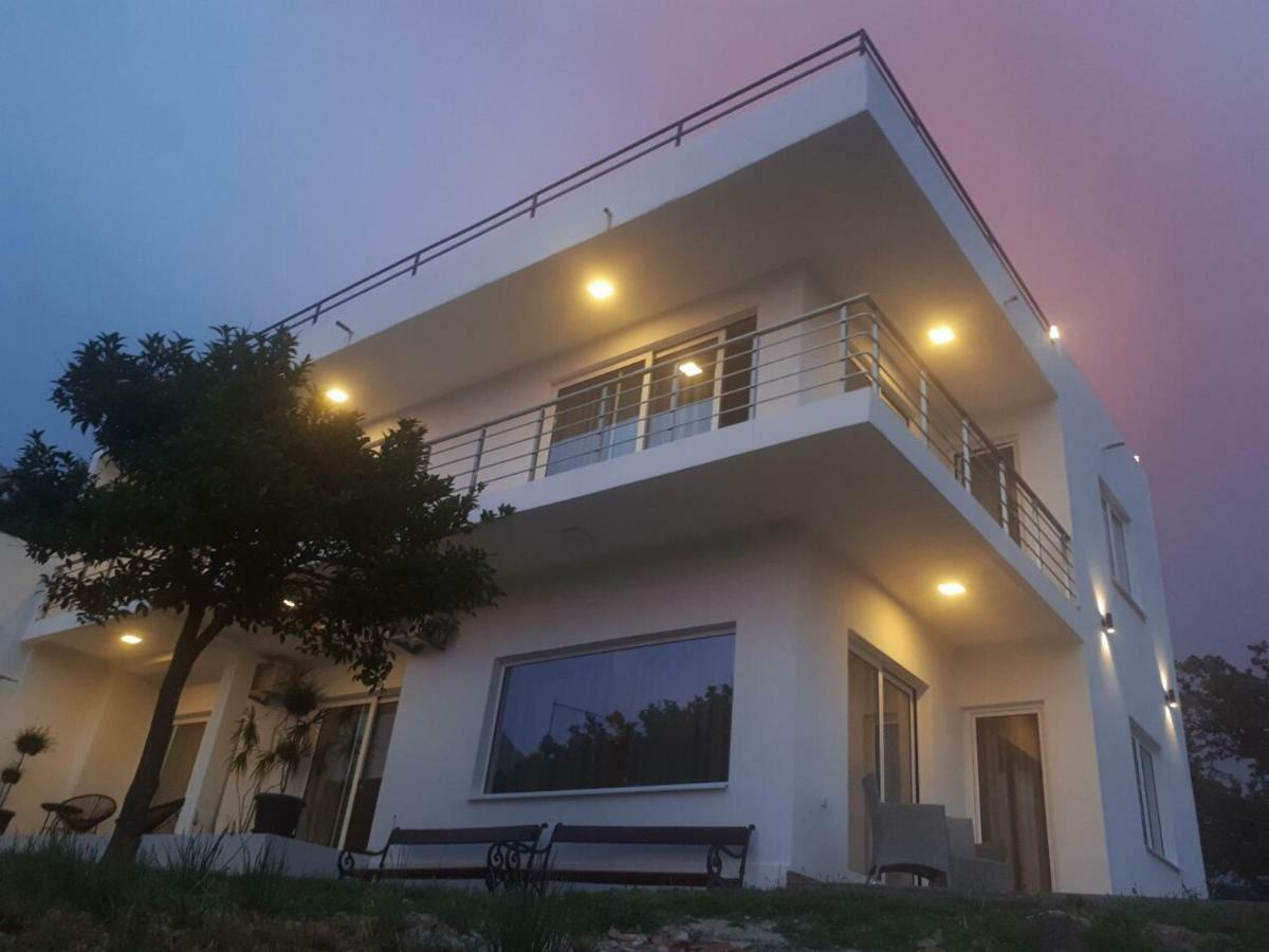 Apartments Blue Heaven Ulcinj Exteriör bild
